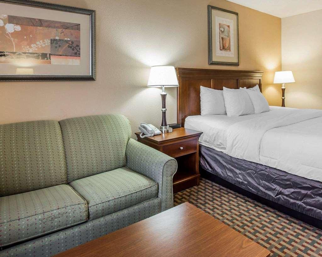 Quality Inn & Suites Dawsonville Habitación foto