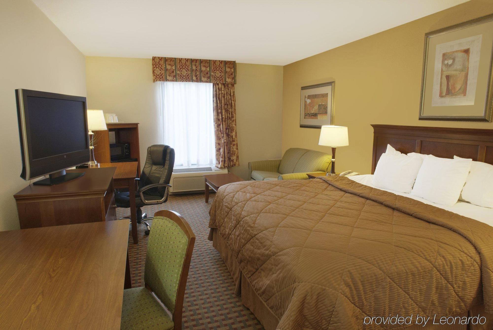 Quality Inn & Suites Dawsonville Habitación foto
