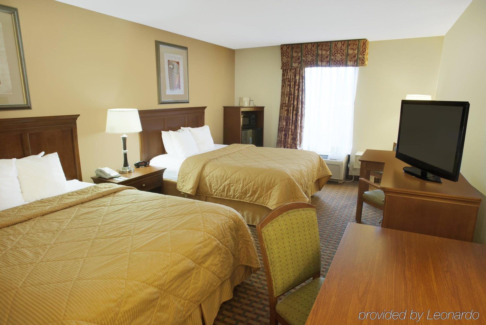 Quality Inn & Suites Dawsonville Habitación foto